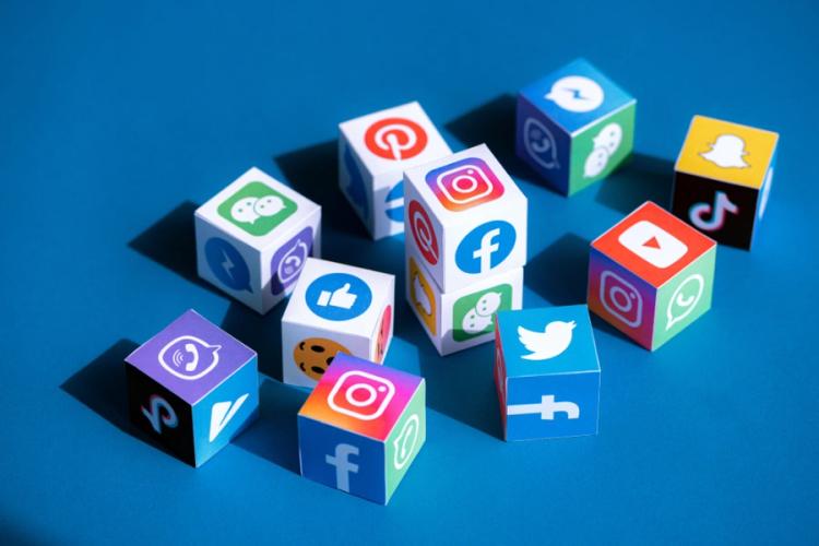 10 beste Vorteile der Beauftragung von Social Media Marketing Agenturen